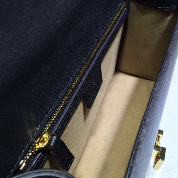 First bag ru Sylvie Gucci 0724